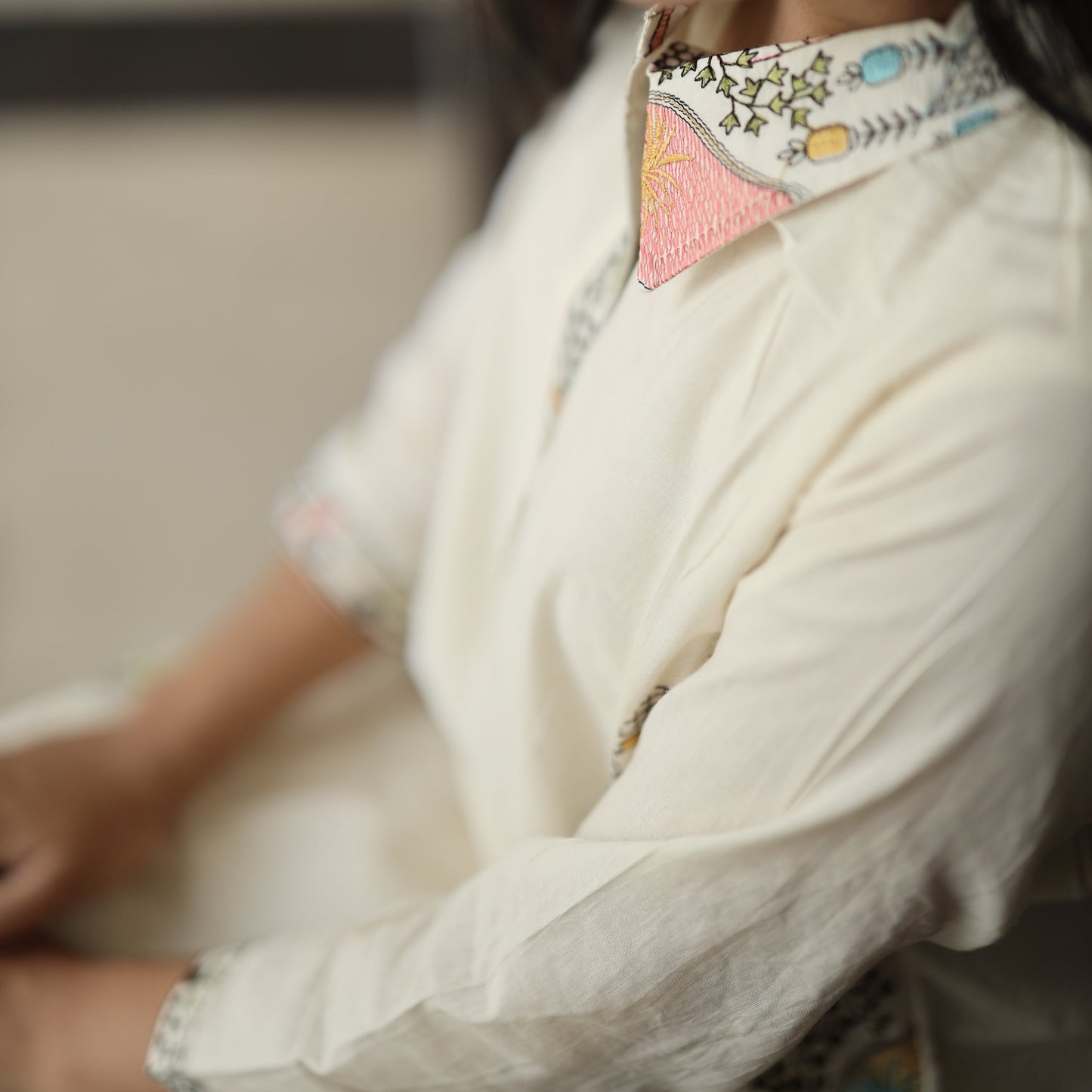 White Coord set with black lining