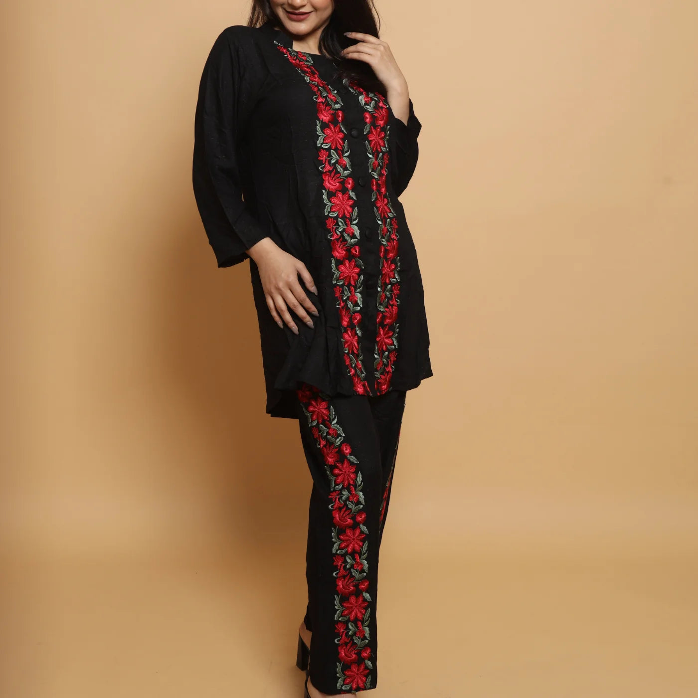 Black Thread Cord Set